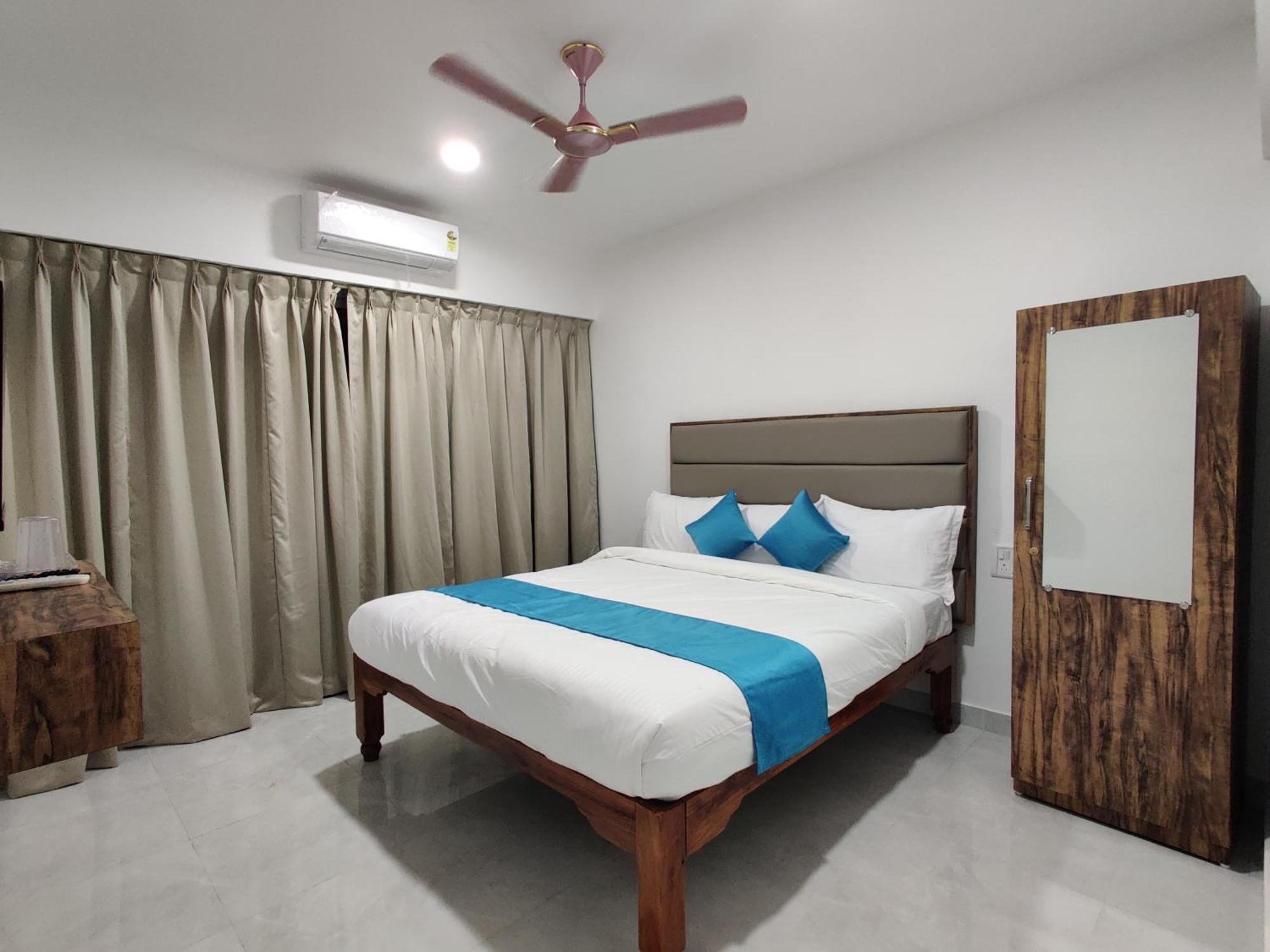 Hotel Mj Beach Resort Baga Ngoại thất bức ảnh