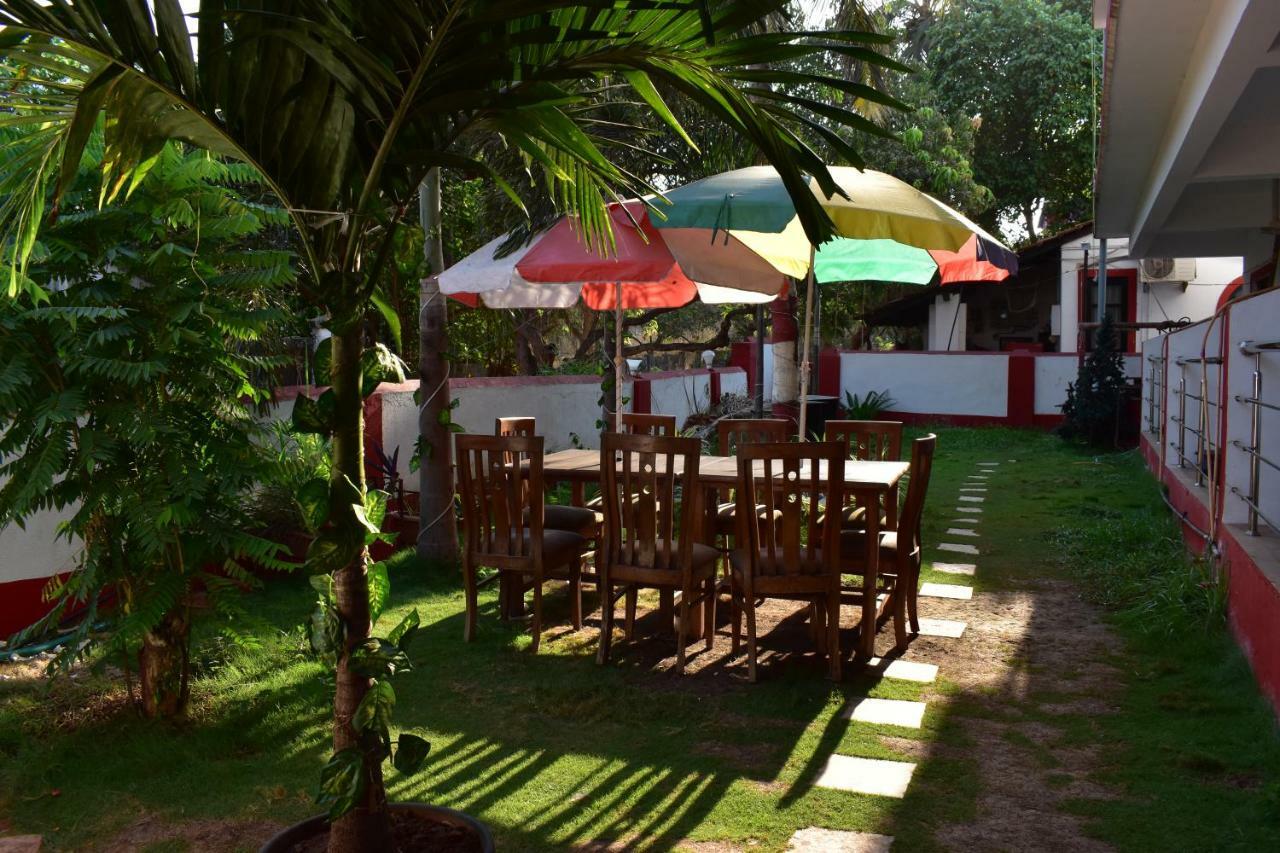 Hotel Mj Beach Resort Baga Ngoại thất bức ảnh